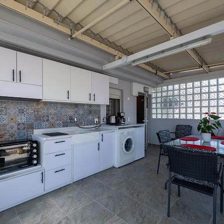 Myrto Luxurious Top Floor Studio Каламата Екстер'єр фото